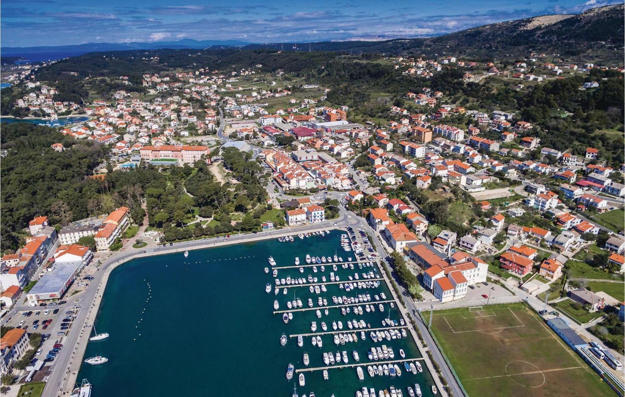 1 Bedroom Awesome Apartment In Supetarska Draga Exterior photo